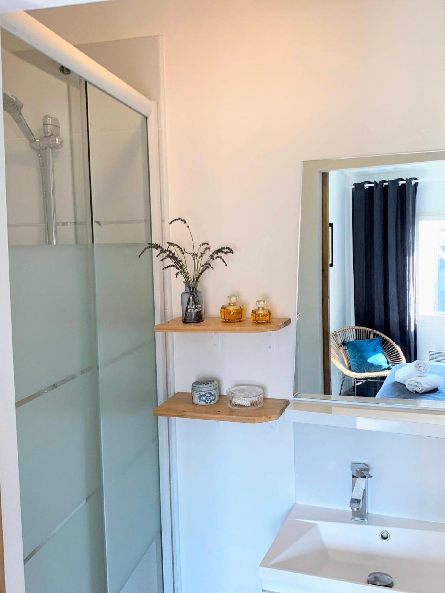 Home Chic Home - Les Toits De L'Argenterie มงต์เปอลิเยร์ ภายนอก รูปภาพ