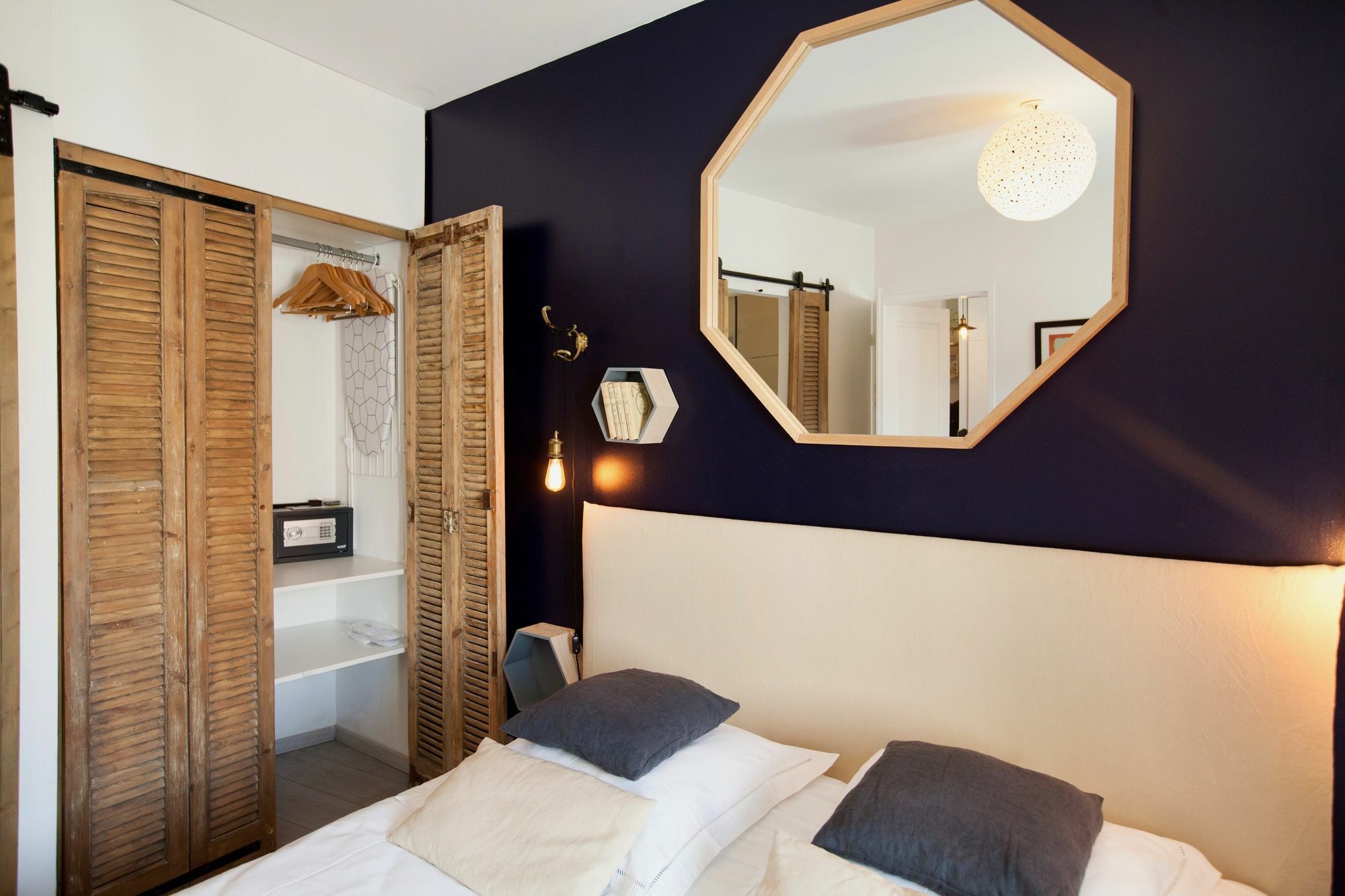 Home Chic Home - Les Toits De L'Argenterie มงต์เปอลิเยร์ ภายนอก รูปภาพ